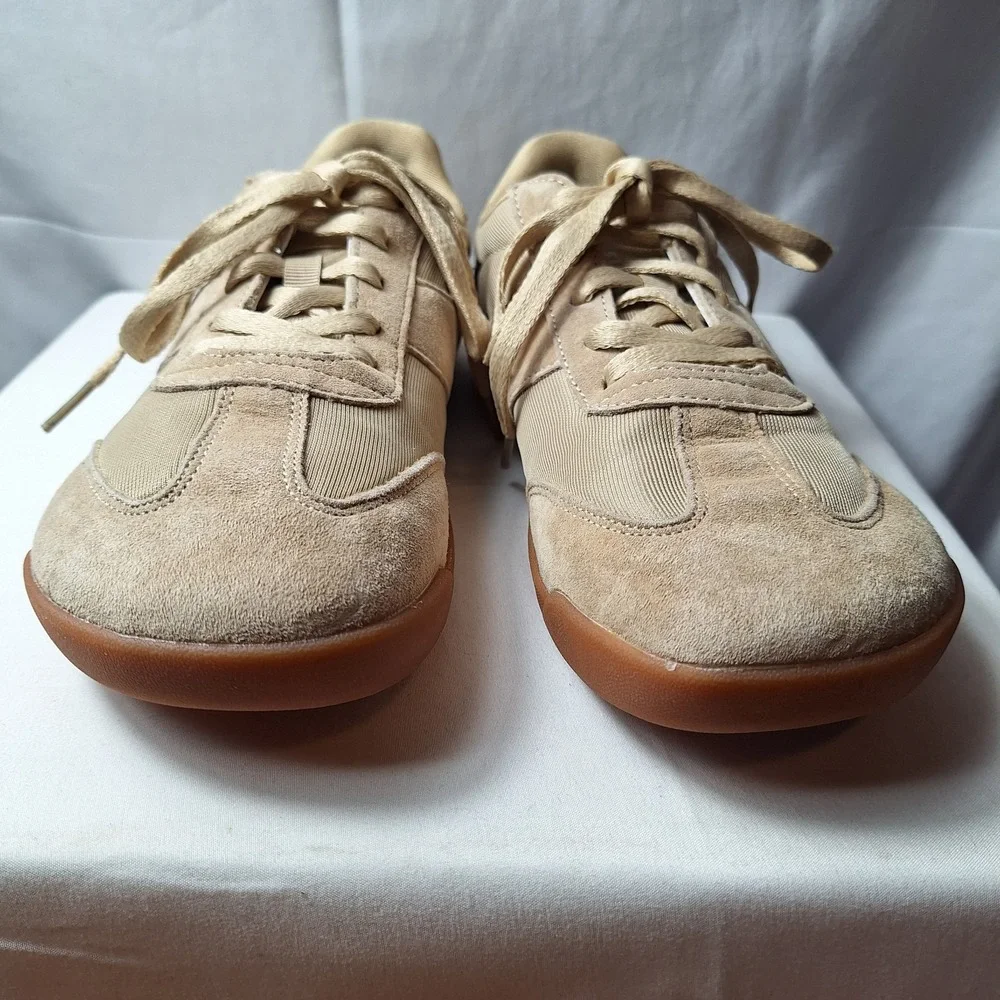 WHITIN wide toe